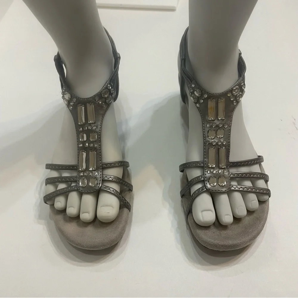 Madeline Gray Embellished Sandals stones. Women’s 8.5. Pre-owned. Scratches.